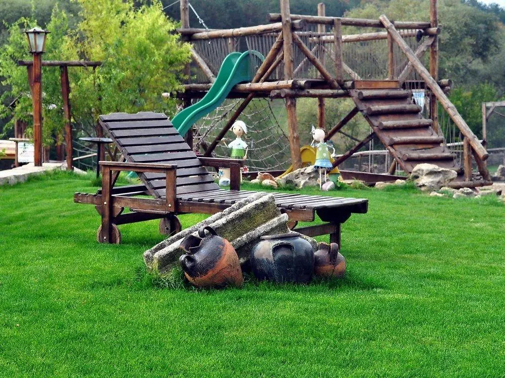 Campsite Къмпинг За Каравани И Кемпери Барите - Caravan Pitch Park Barite Varna